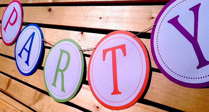 free-printable-circle-banner-letters-entire-alphabet-paper-trail-design